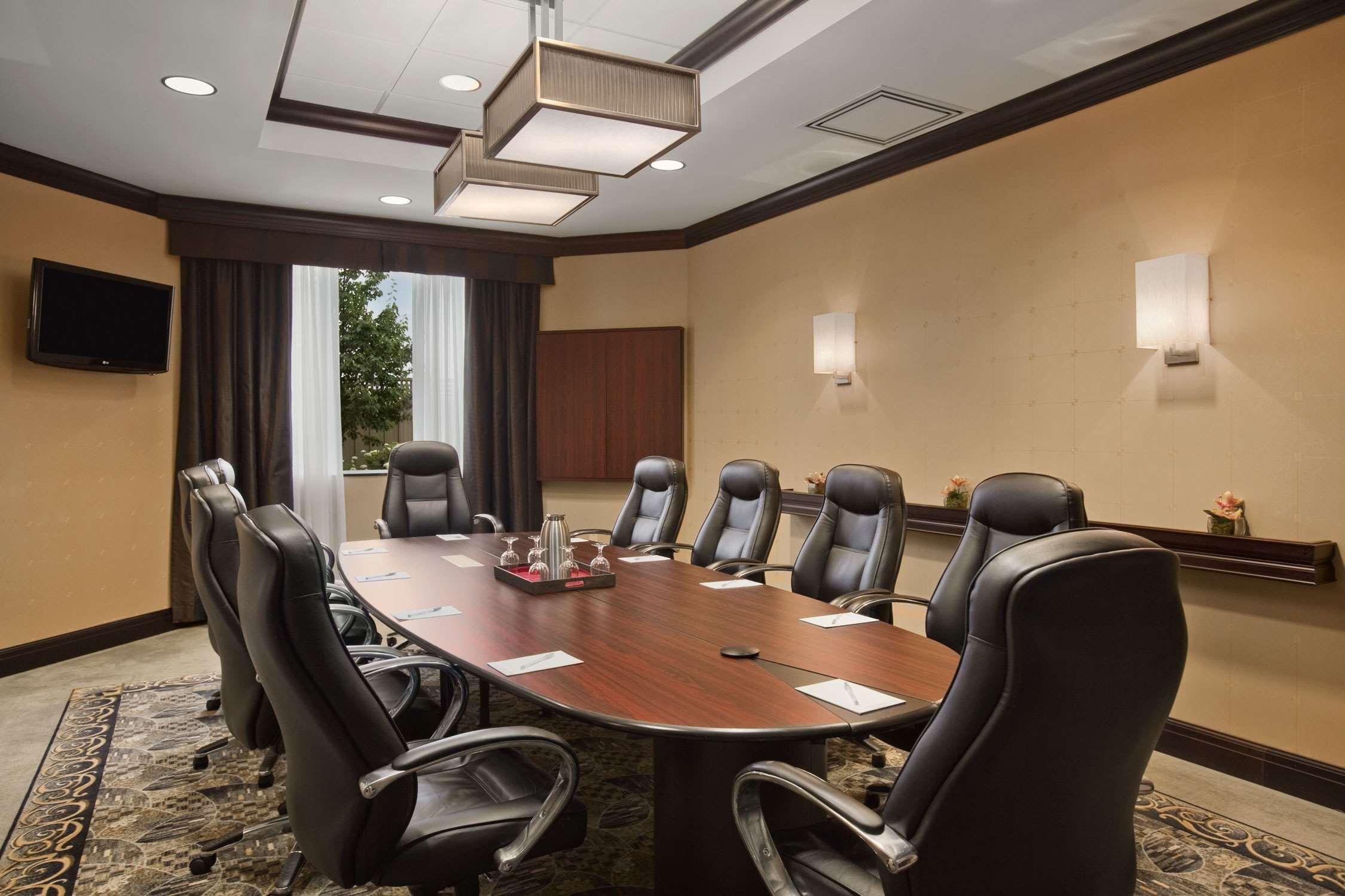 Hampton Inn By Hilton Toronto Airport Corporate Centre Екстериор снимка