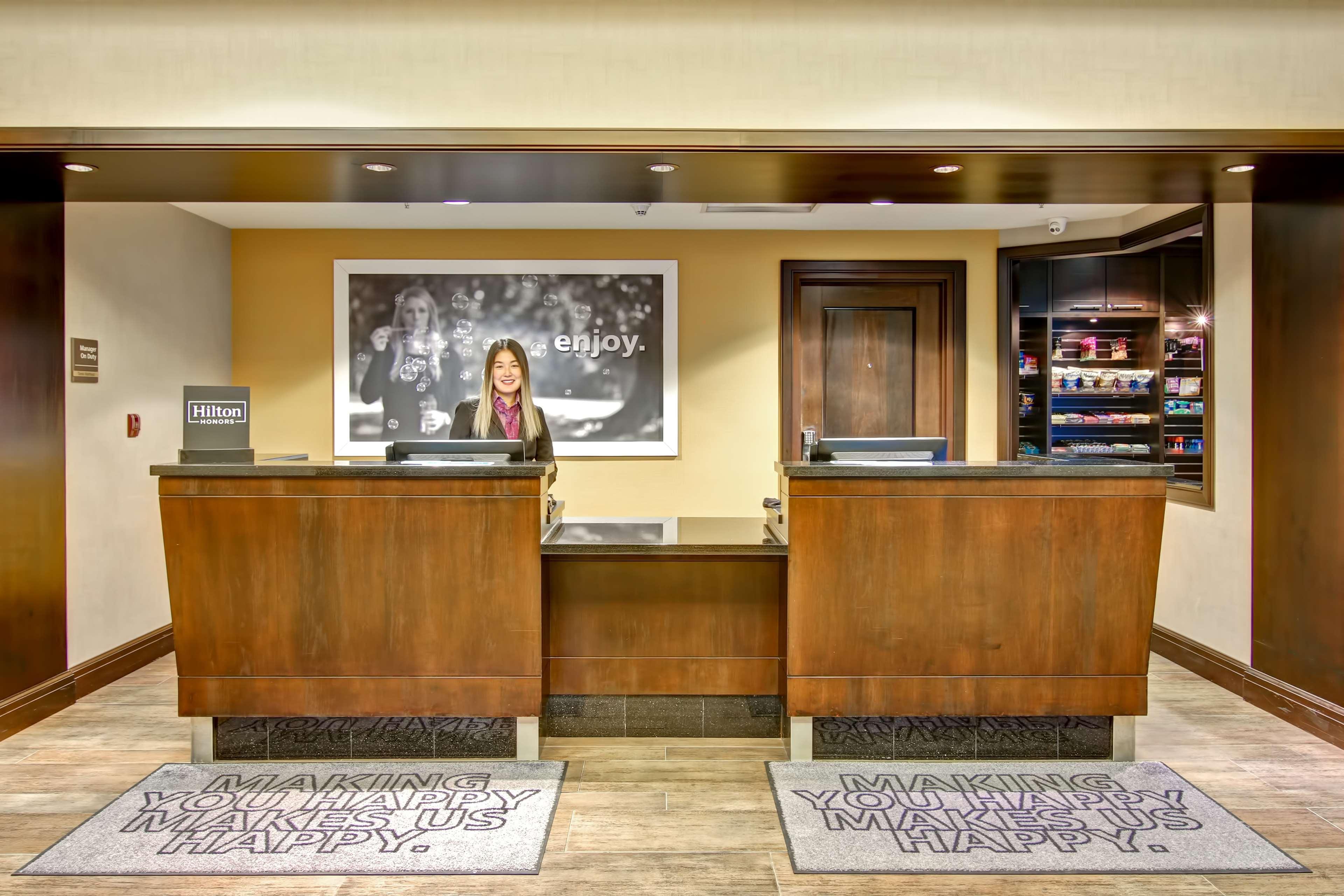 Hampton Inn By Hilton Toronto Airport Corporate Centre Екстериор снимка